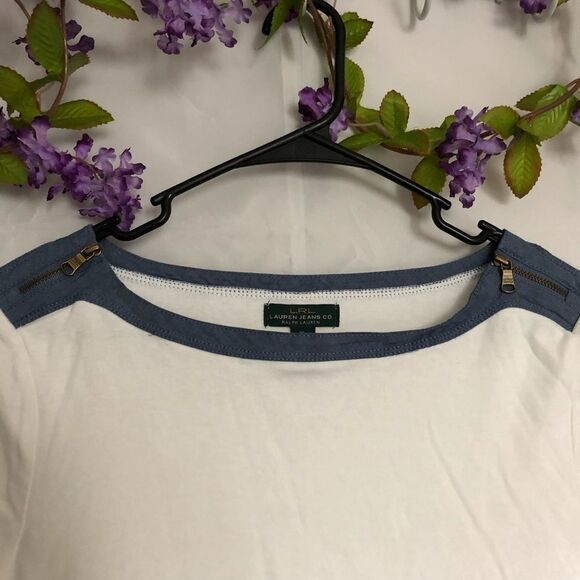 Lauren Ralph Lauren Zip Shoulder Chambray Trim top - Picture 5 of 8